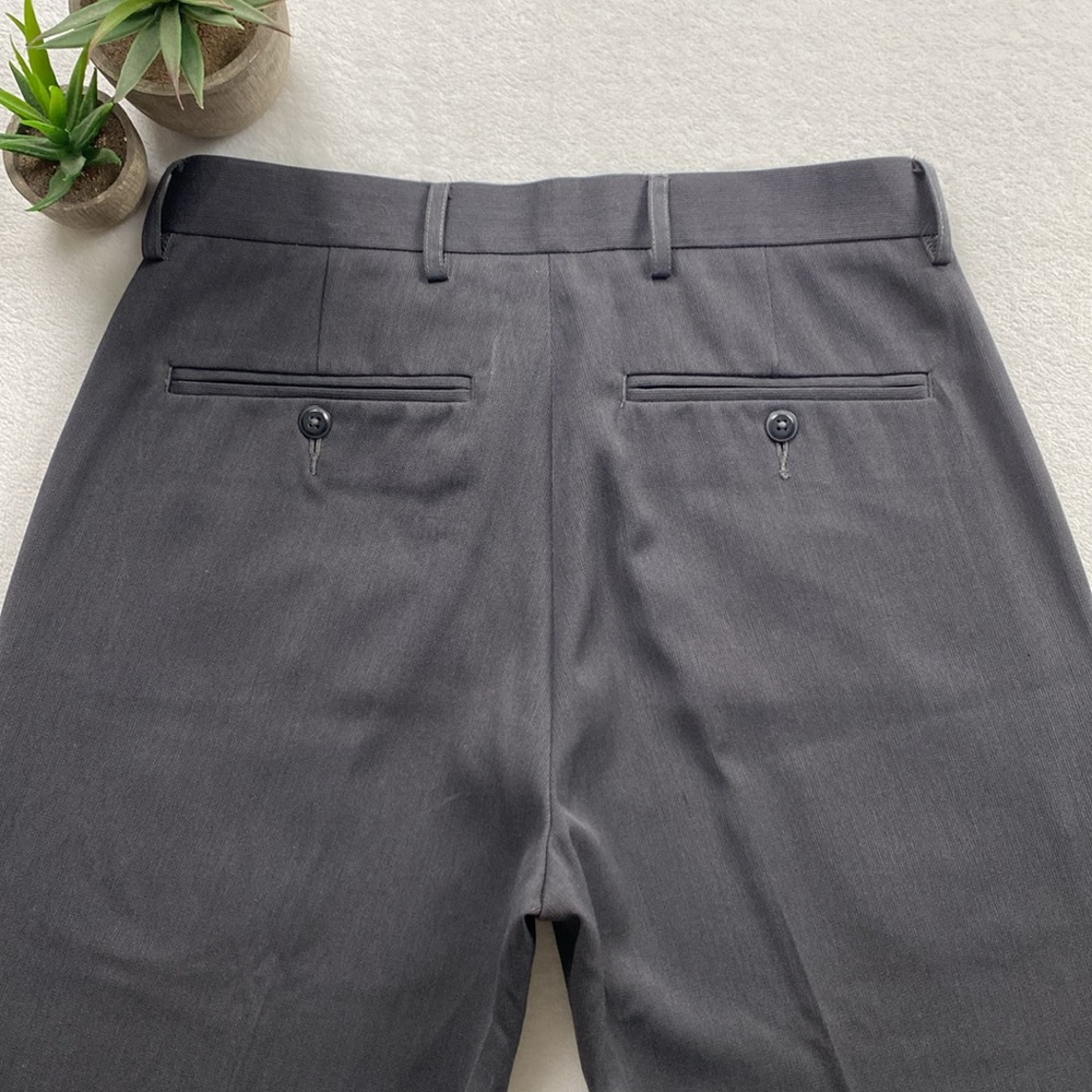 JF J. Ferrar Flat Front Classic Fit Dress Pant/Trouser (30x30, Gray) - Picture 6 of 13